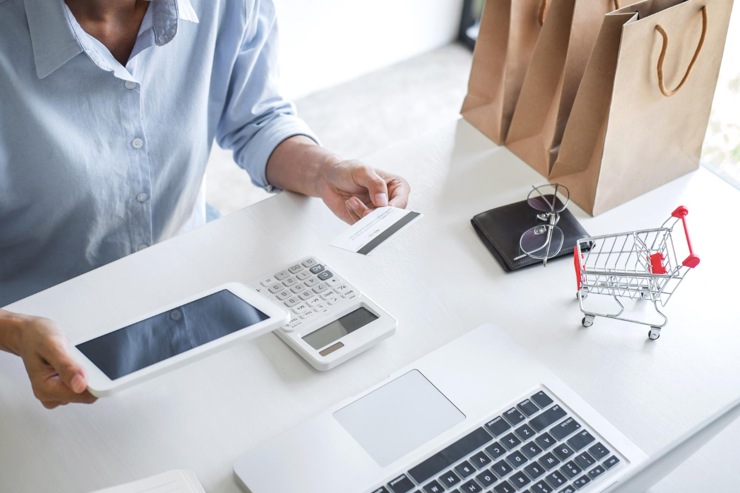 Read more about the article How Ecommerce Accountants in Hackney Drive Online Growth